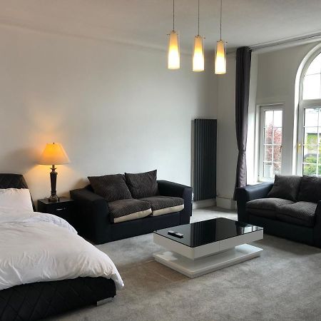 Premier 2 Bed Flat C Apartment Broxburn Exterior foto
